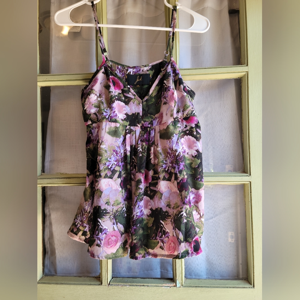Floral tank